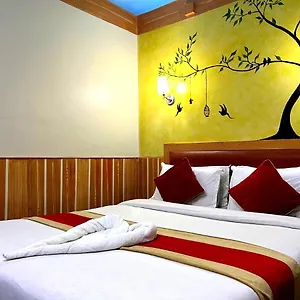 2* Hotel Thamel Seasons